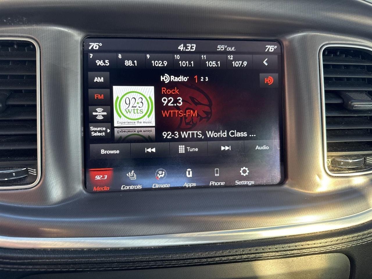 Dodge Charger SXT RWD 2020