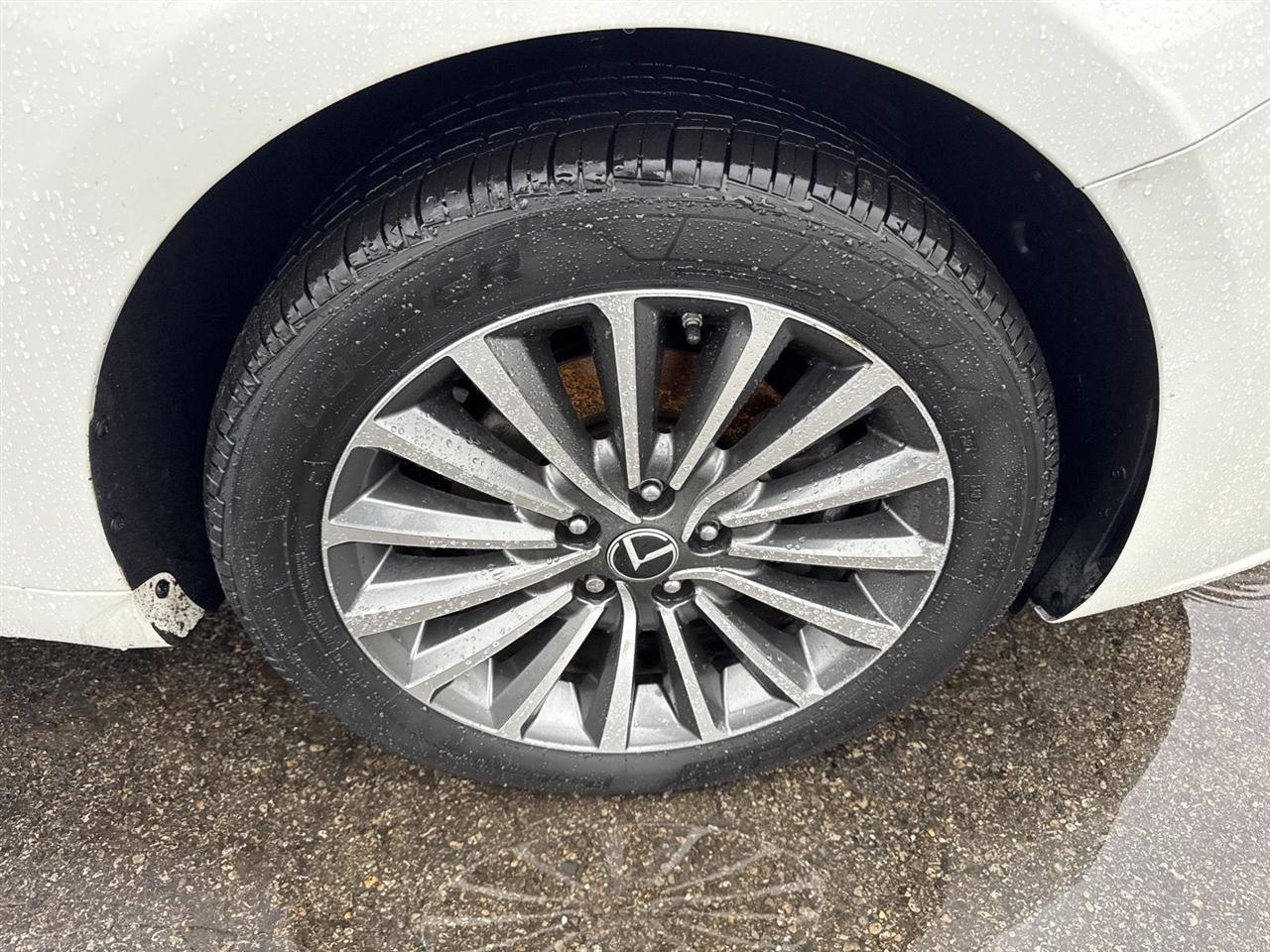 Kia Cadenza Premium Sedan 2017