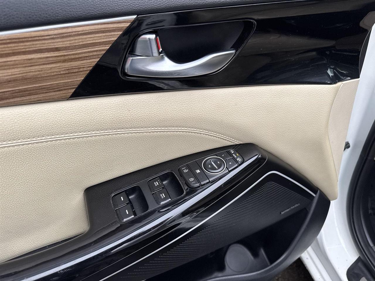 Kia Cadenza Premium Sedan 2017