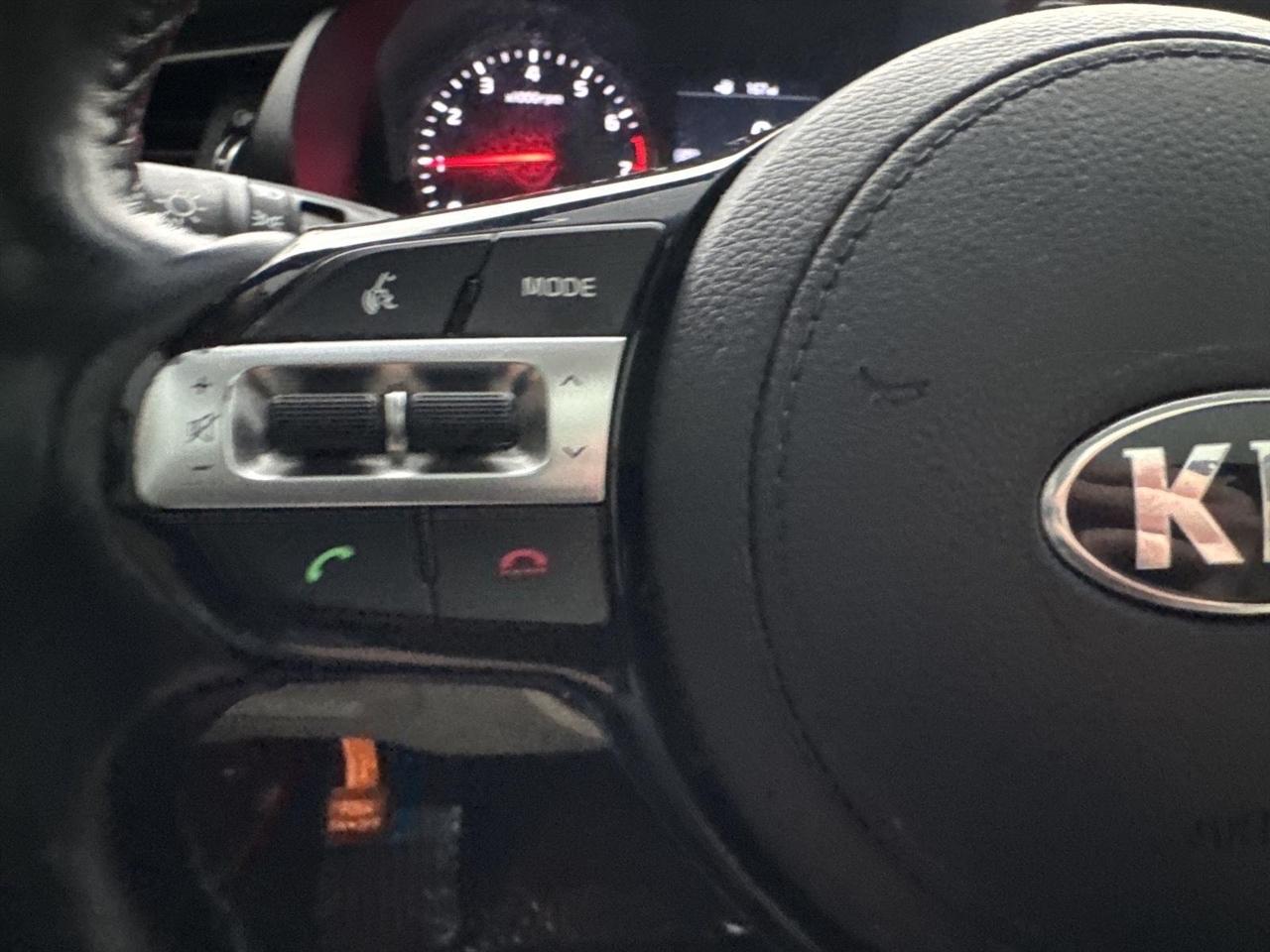 Kia Cadenza Premium Sedan 2017