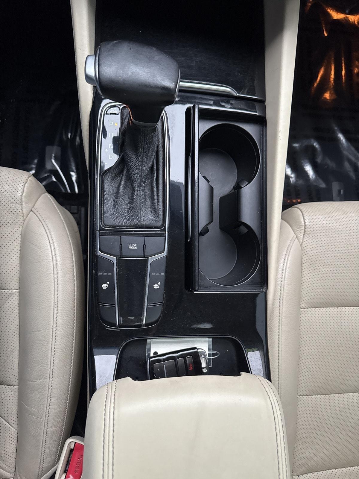 Kia Cadenza Premium Sedan 2017