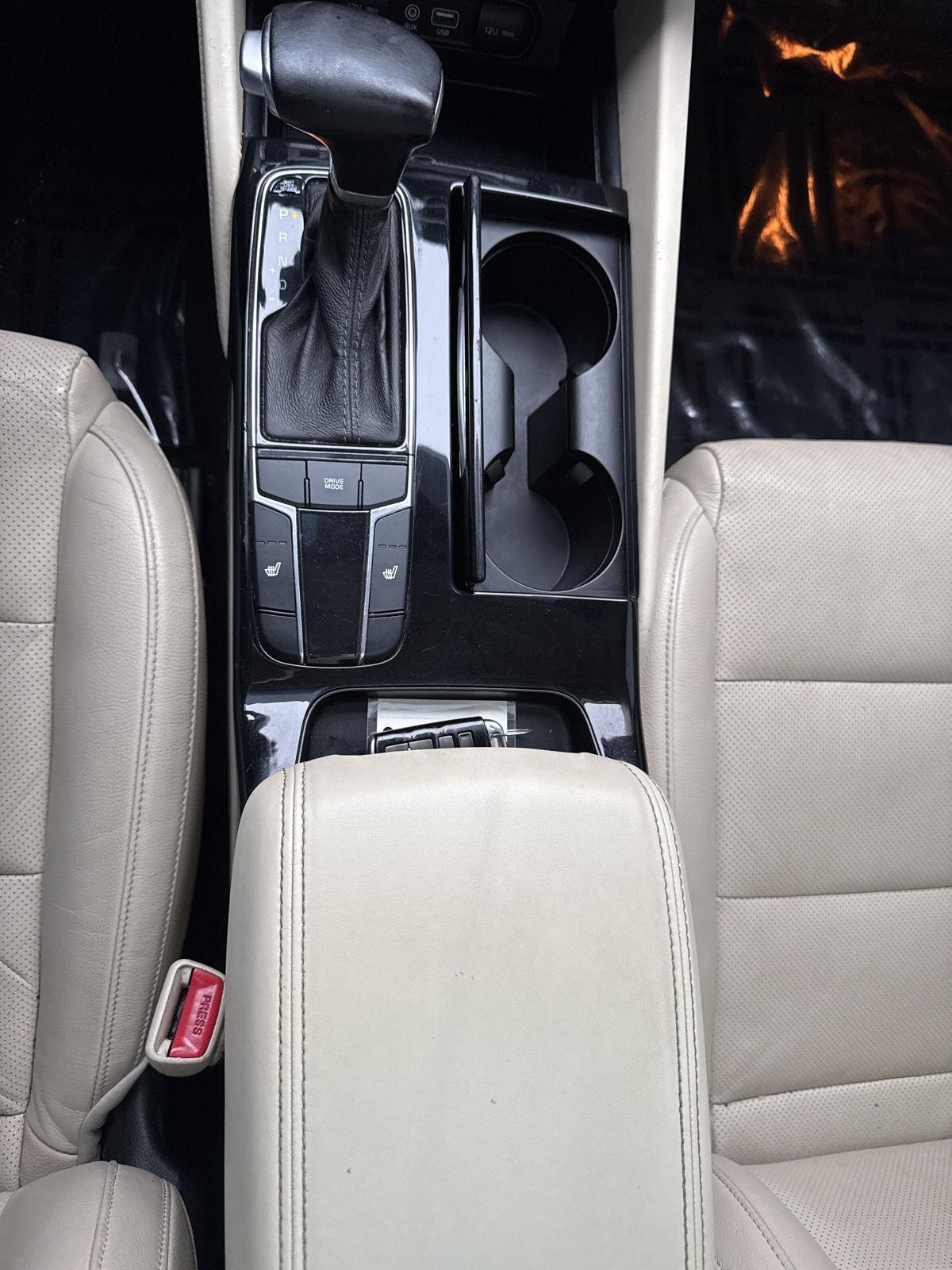 Kia Cadenza Premium Sedan 2017