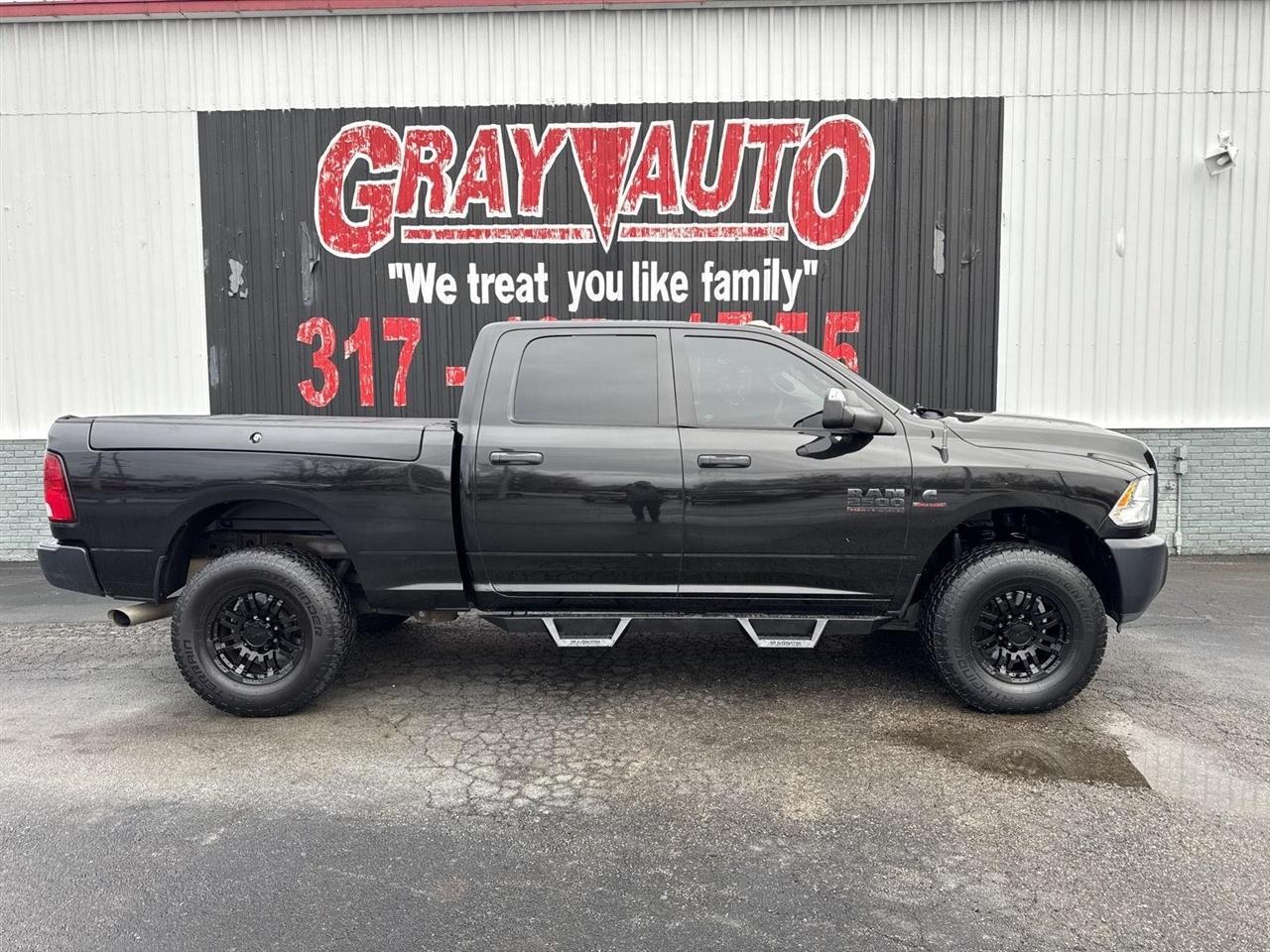 2017 RAM 2500 Tradesman 4x4 Crew Cab 6'4" Box