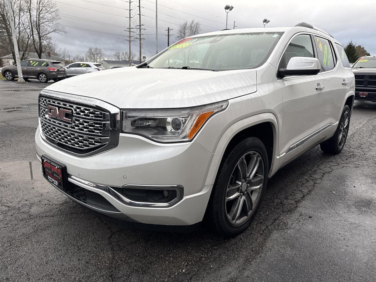 GMC Acadia AWD 4dr Denali 2017