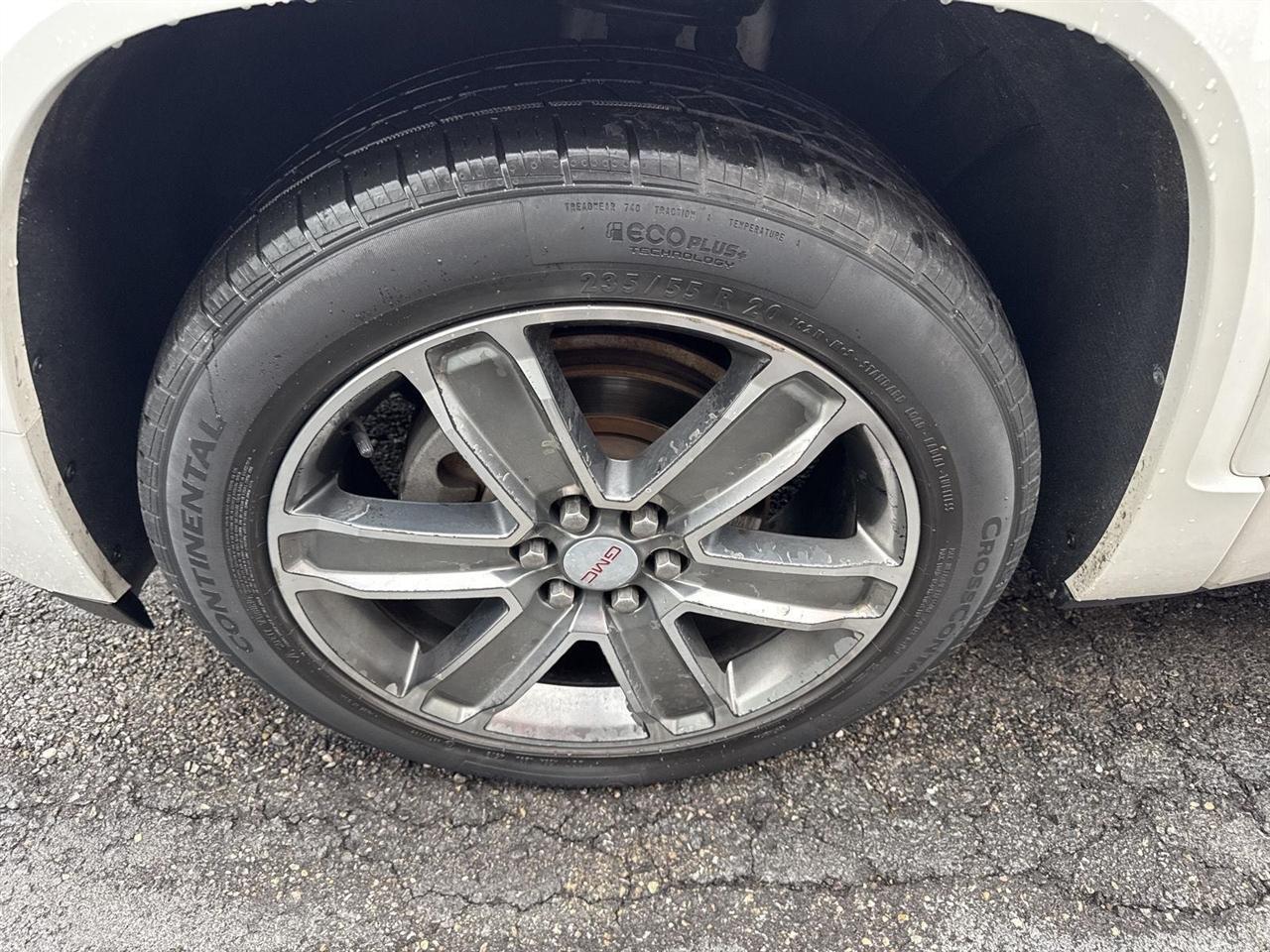 GMC Acadia AWD 4dr Denali 2017