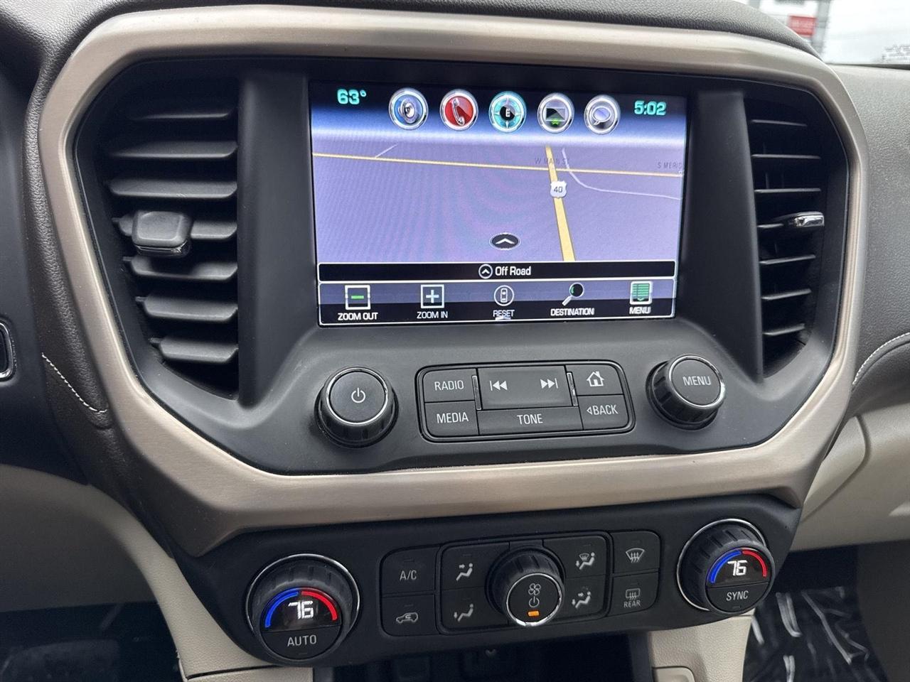 GMC Acadia AWD 4dr Denali 2017