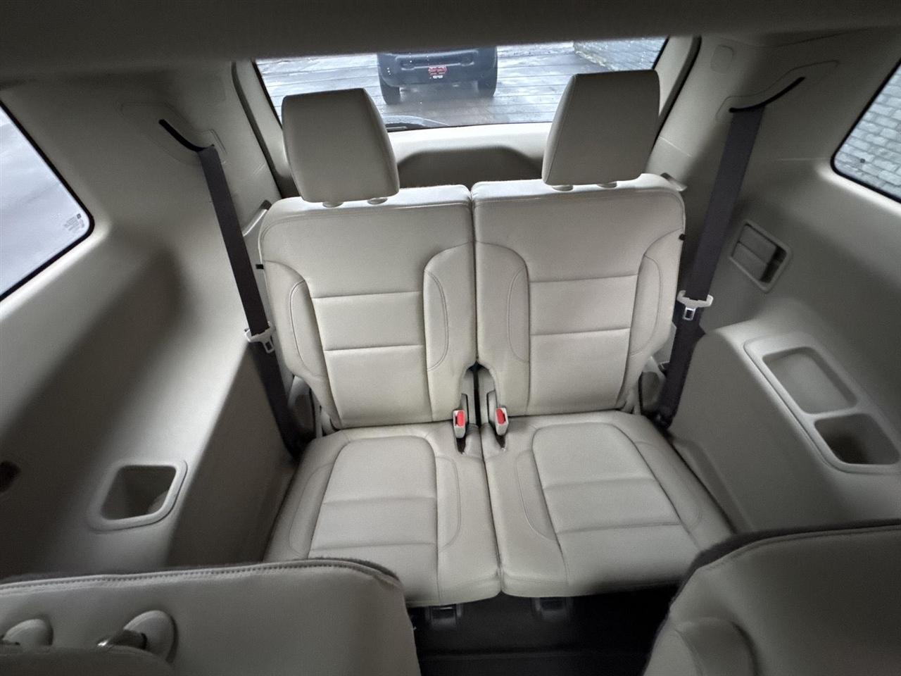 GMC Acadia AWD 4dr Denali 2017