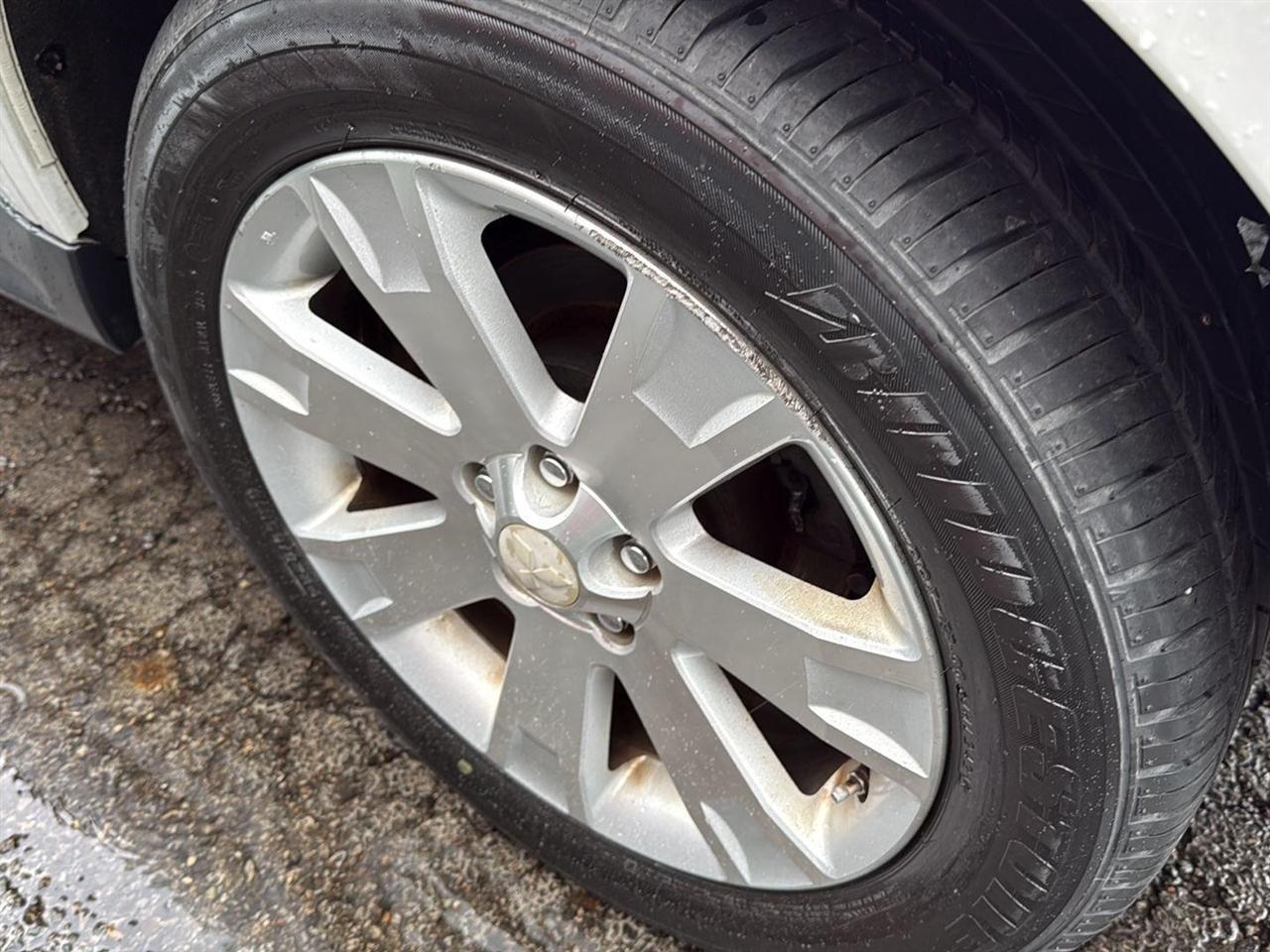 Mitsubishi Outlander 2WD 4dr SE 2012