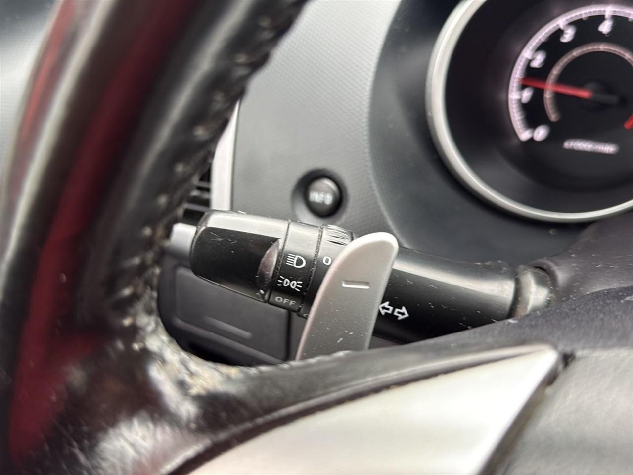 Mitsubishi Outlander 2WD 4dr SE 2012