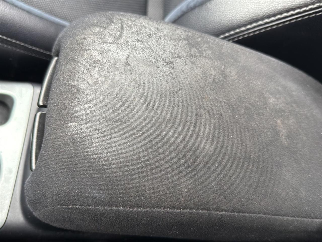 Mitsubishi Outlander 2WD 4dr SE 2012