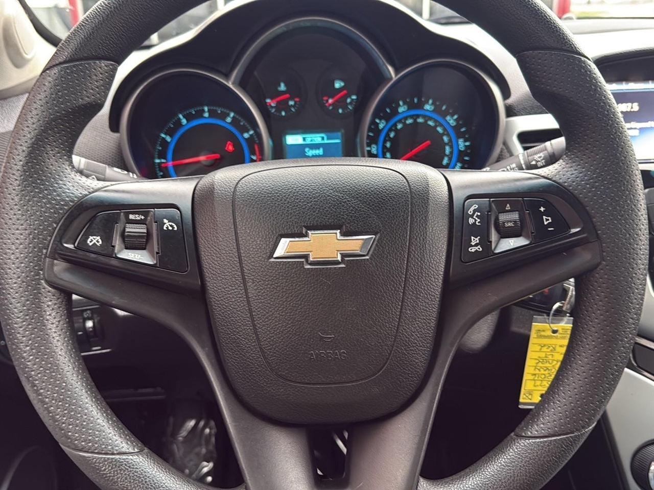 Chevrolet Cruze Limited 4dr Sdn Auto LT w/1LT 2016