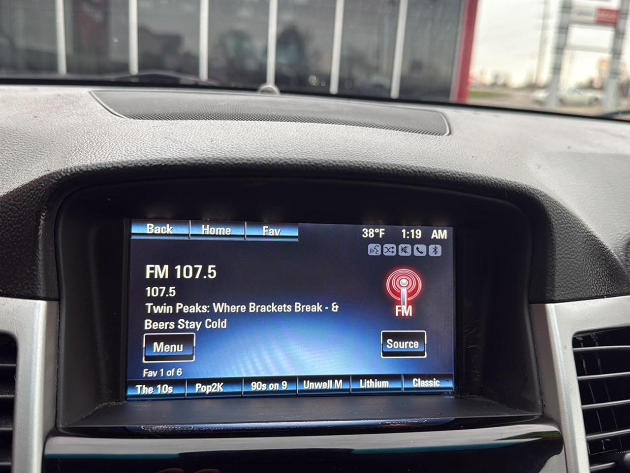 Chevrolet Cruze Limited 4dr Sdn Auto LT w/1LT 2016