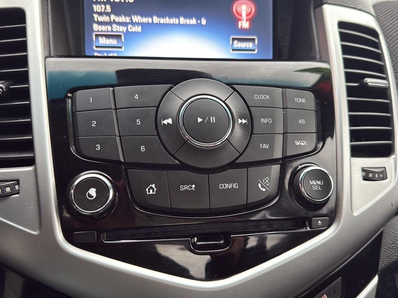 Chevrolet Cruze Limited 4dr Sdn Auto LT w/1LT 2016