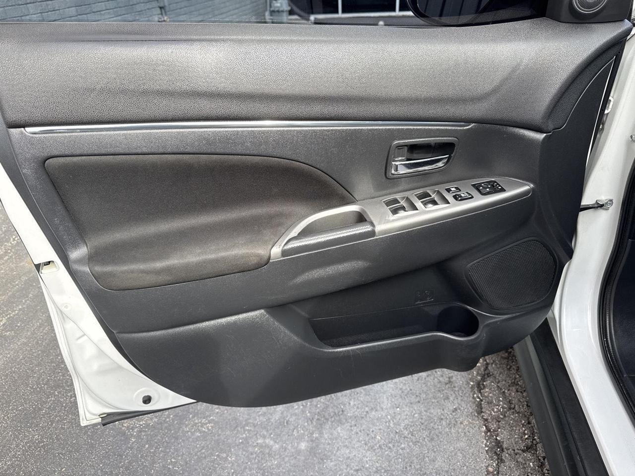 Mitsubishi Outlander Sport ES 2.0 AWC CVT 2019