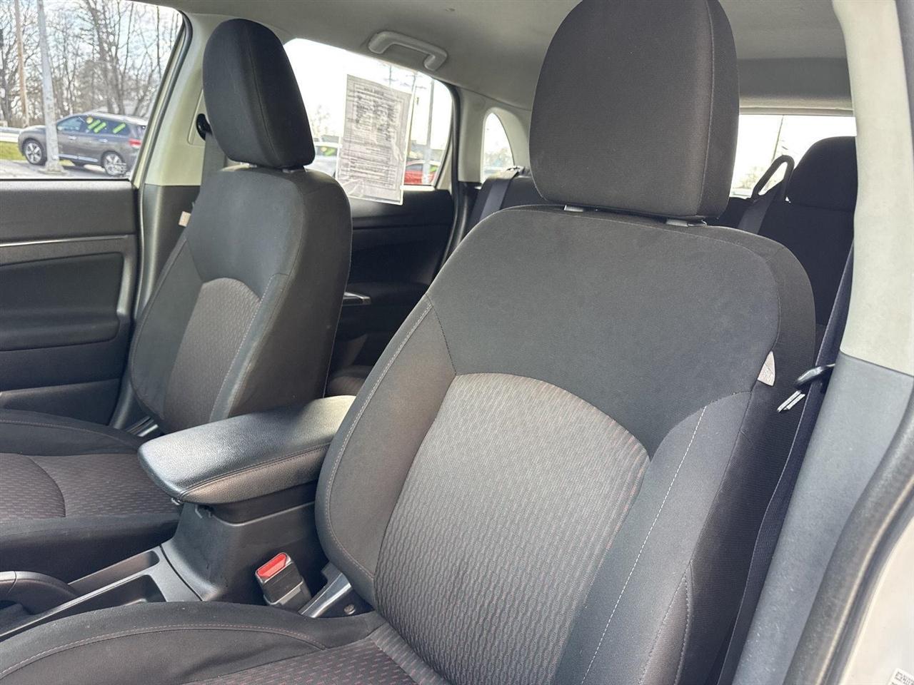 Mitsubishi Outlander Sport ES 2.0 AWC CVT 2019