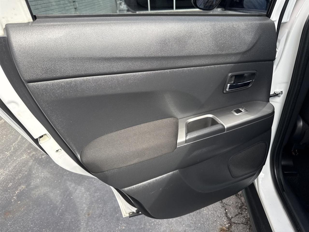 Mitsubishi Outlander Sport ES 2.0 AWC CVT 2019