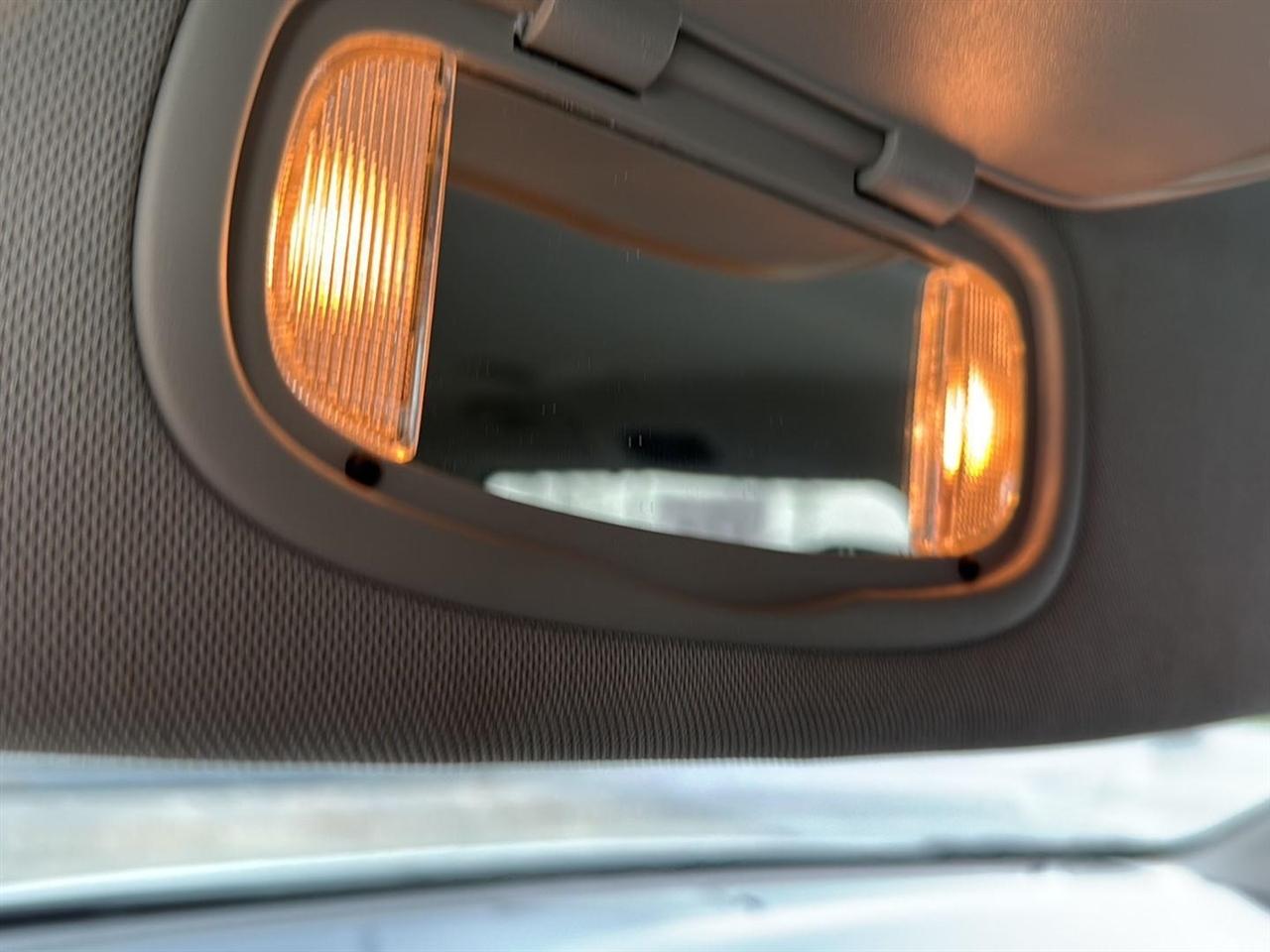 Chrysler Pacifica Touring L FWD 2023