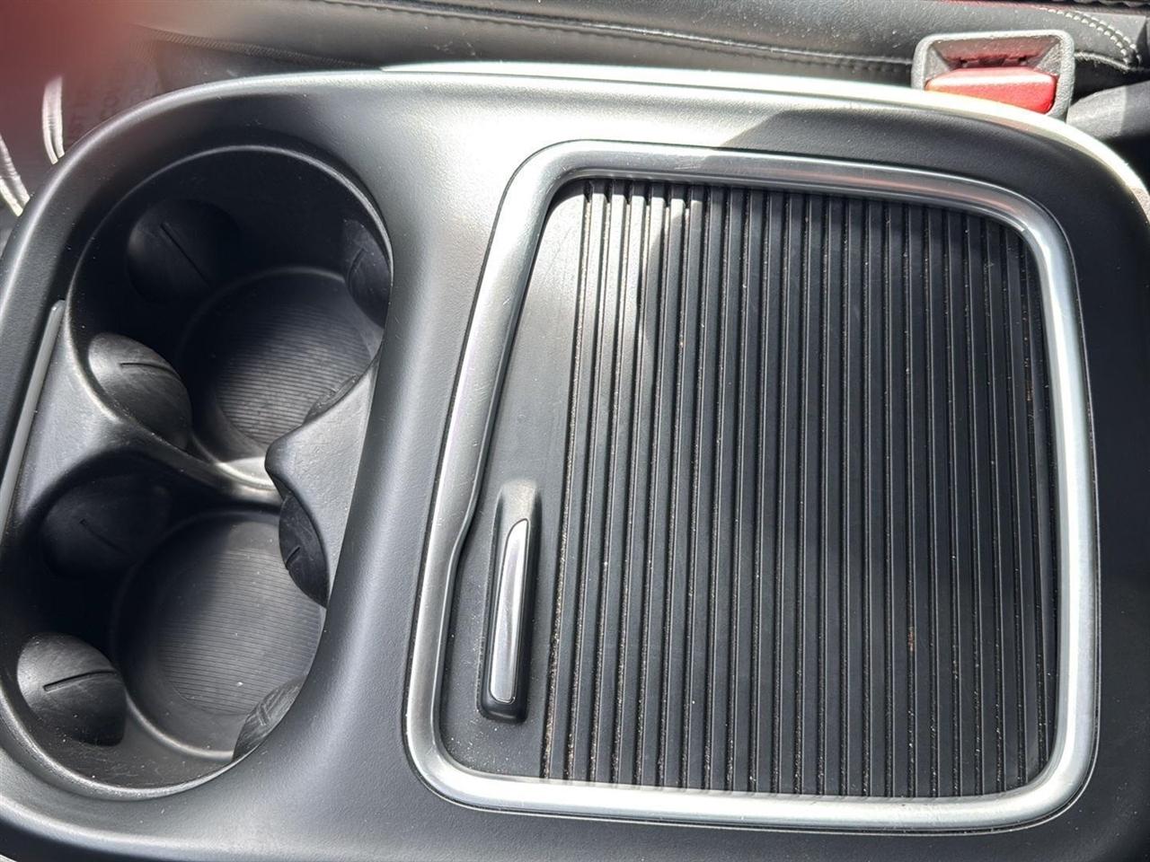 Chrysler Pacifica Touring L FWD 2023