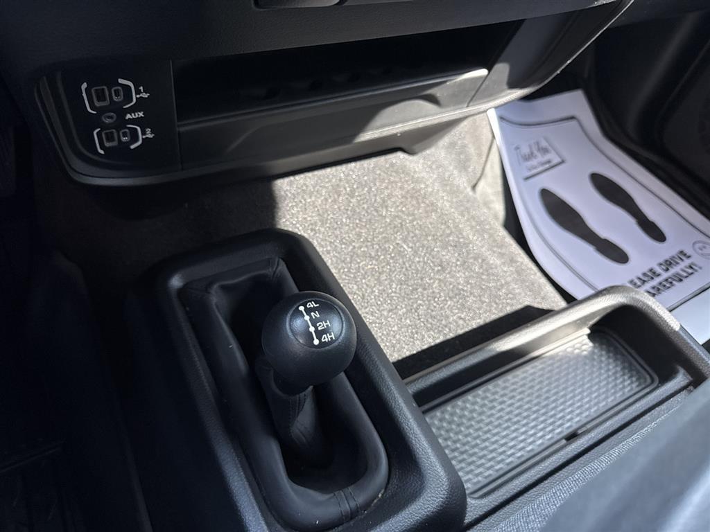 RAM 2500 Tradesman 4x4 Crew Cab 6'4" Box 2021