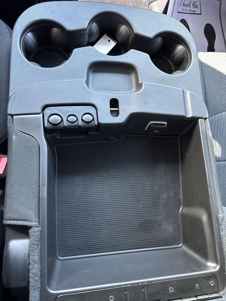 RAM 2500 Tradesman 4x4 Crew Cab 6'4" Box 2021