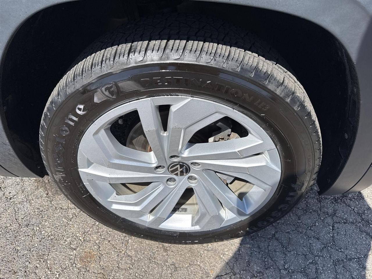 Volkswagen Atlas 3.6L V6 SE w/Technology 4MOTION *Ltd Avail* 2021