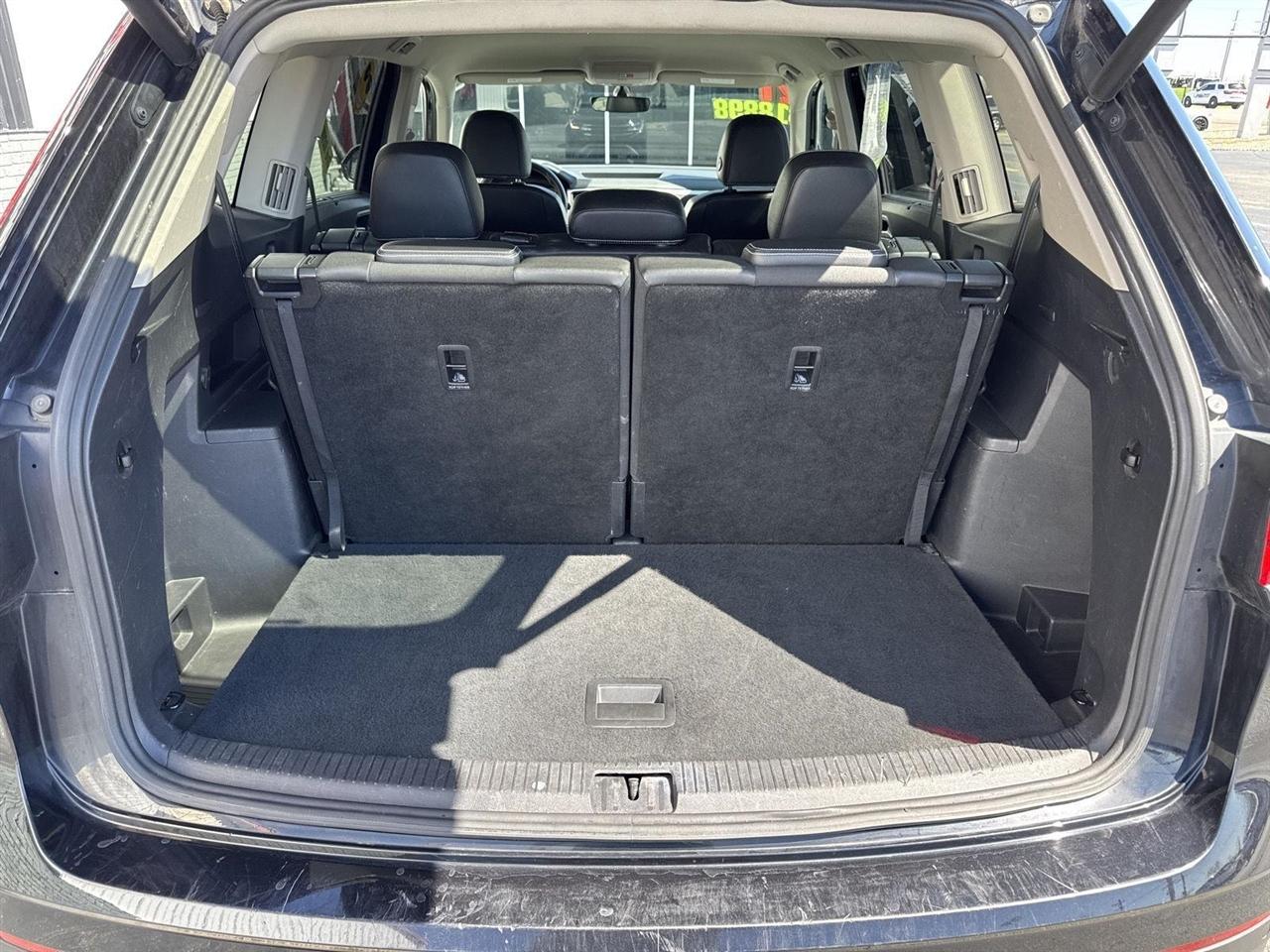 Volkswagen Atlas 3.6L V6 SE w/Technology 4MOTION *Ltd Avail* 2021