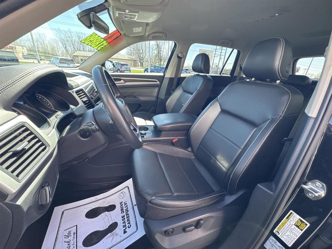 Volkswagen Atlas 3.6L V6 SE w/Technology 4MOTION *Ltd Avail* 2021