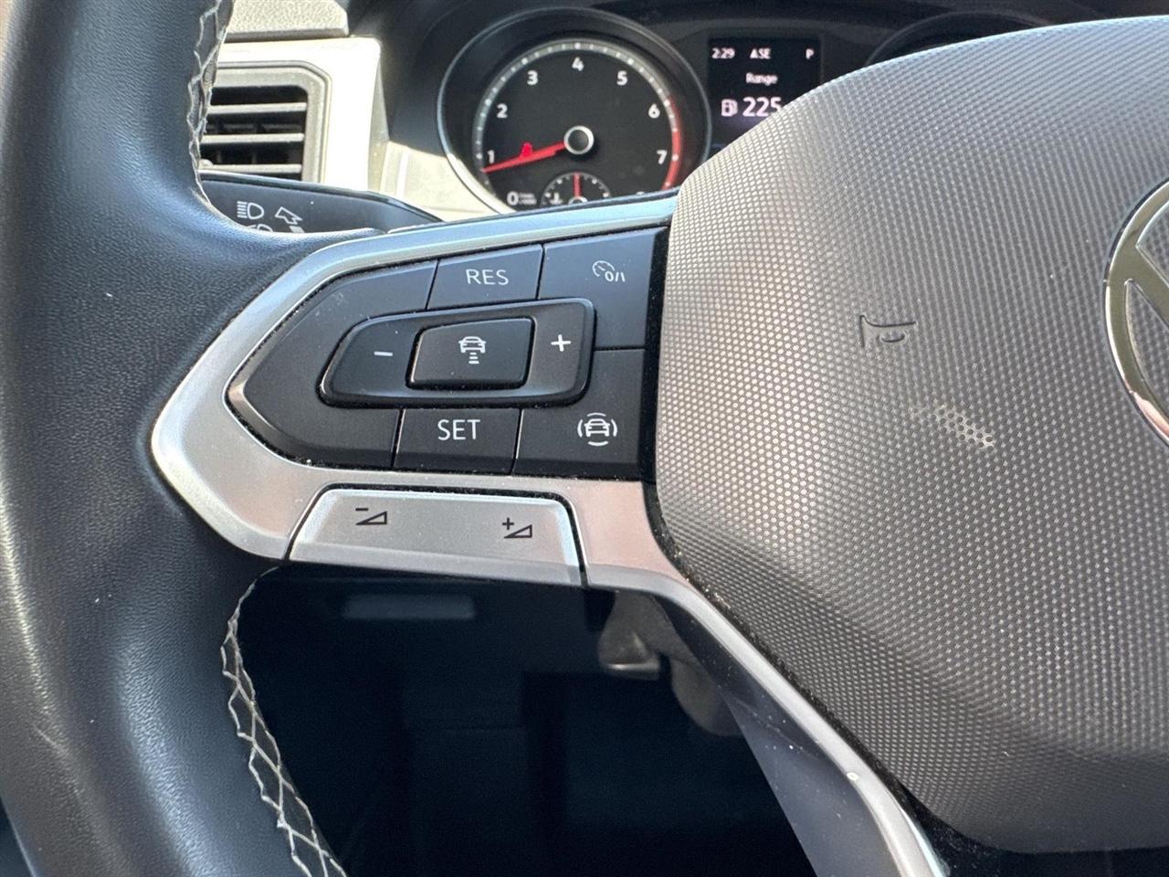 Volkswagen Atlas 3.6L V6 SE w/Technology 4MOTION *Ltd Avail* 2021