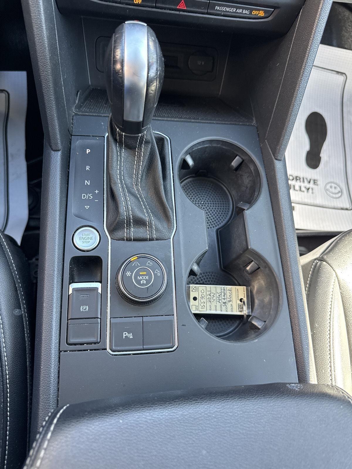 Volkswagen Atlas 3.6L V6 SE w/Technology 4MOTION *Ltd Avail* 2021