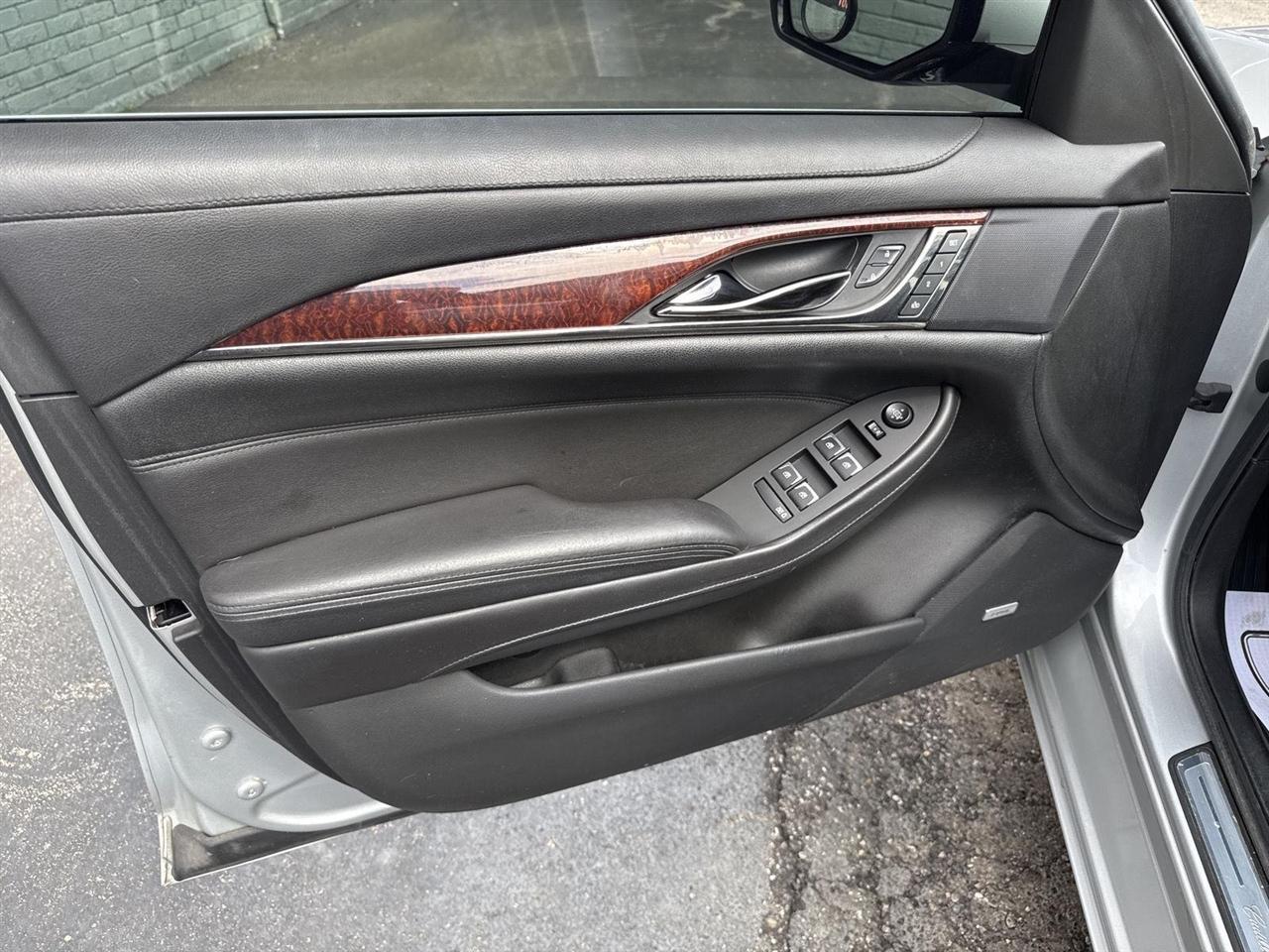 Cadillac CTS Sedan 4dr Sdn 3.6L Luxury AWD 2014