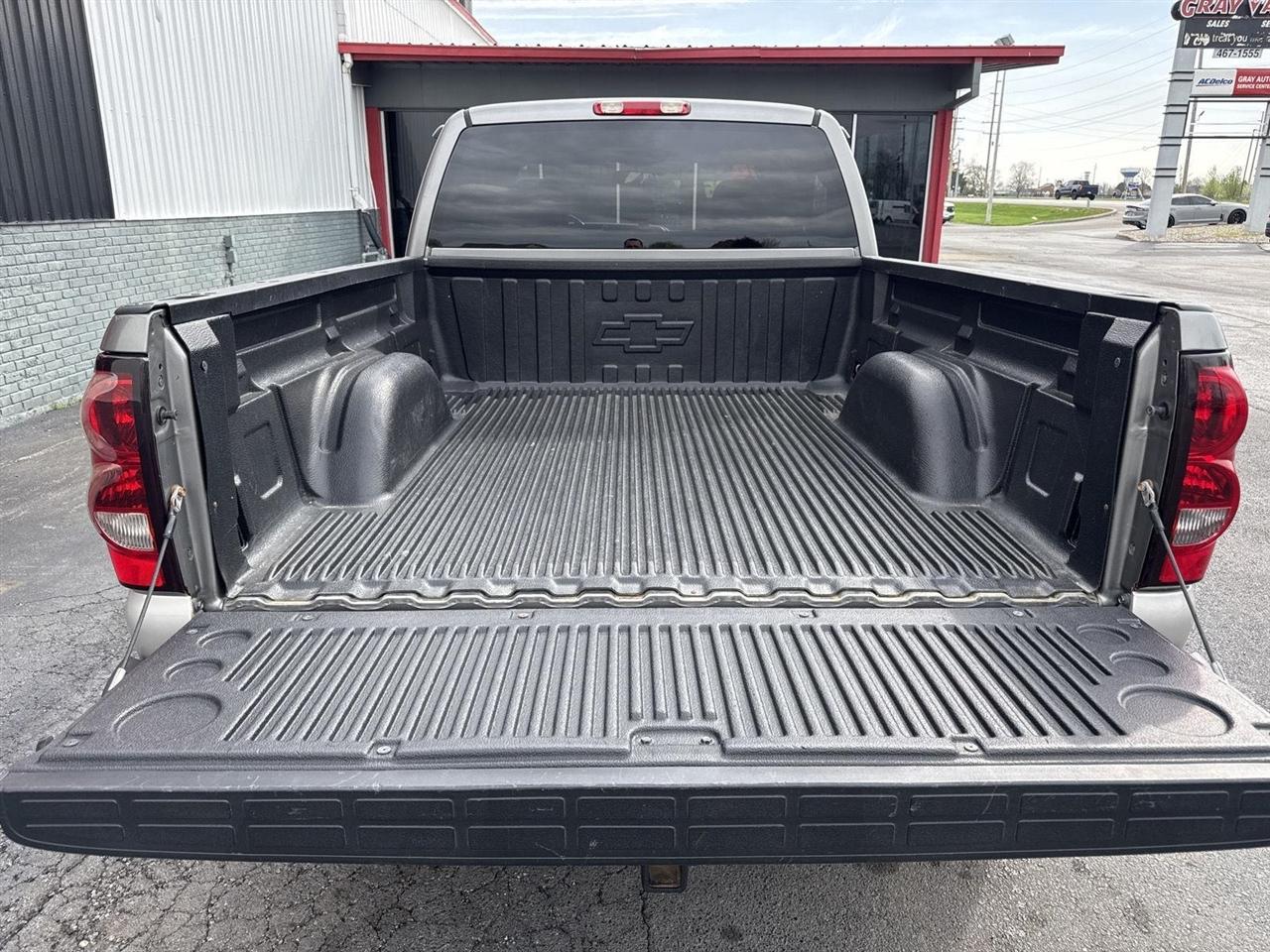 Chevrolet Silverado 1500 Ext Cab 143.5" WB 4WD LT1 2006