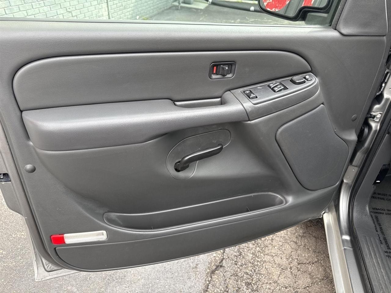 Chevrolet Silverado 1500 Ext Cab 143.5" WB 4WD LT1 2006