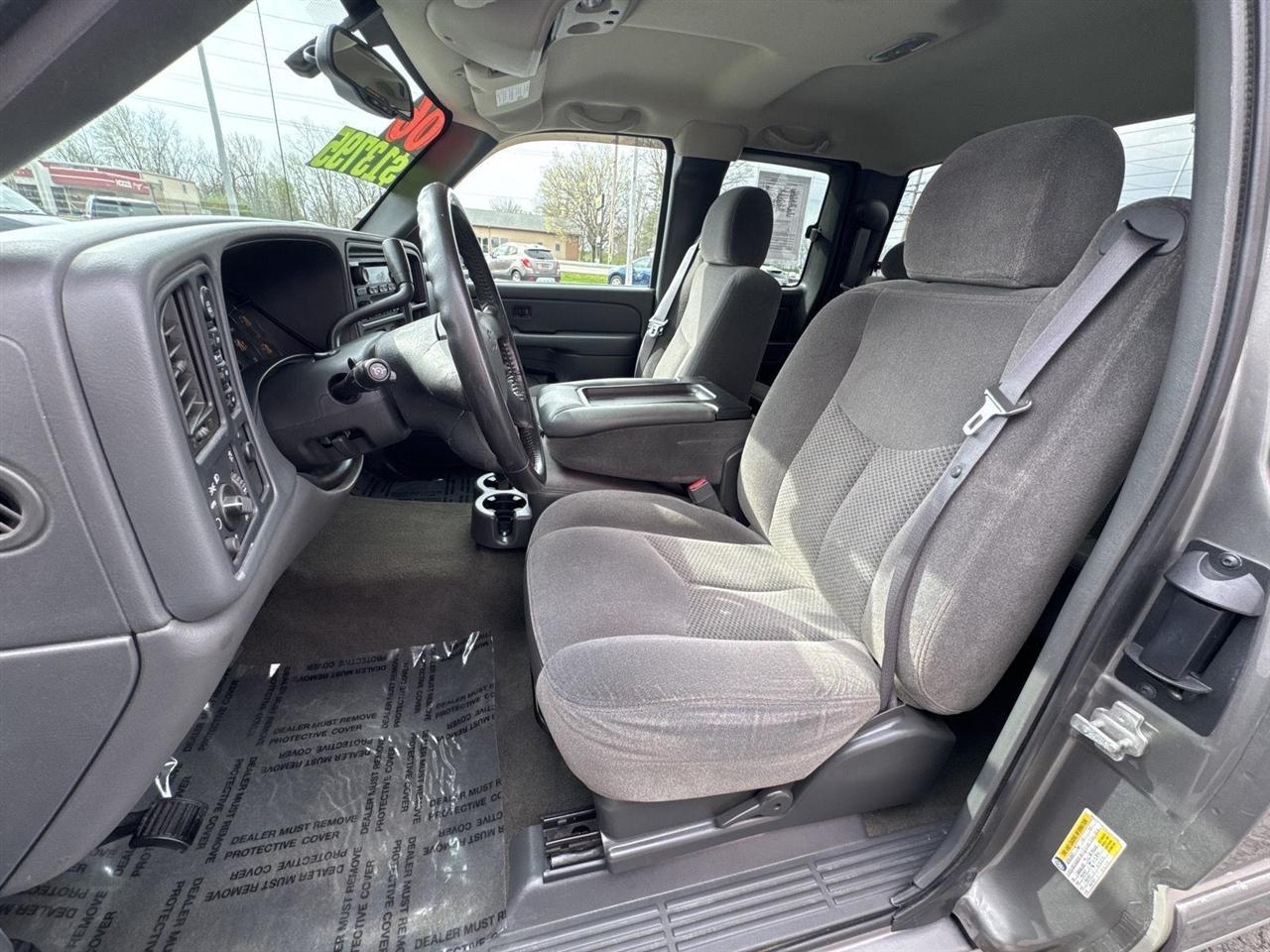 Chevrolet Silverado 1500 Ext Cab 143.5" WB 4WD LT1 2006