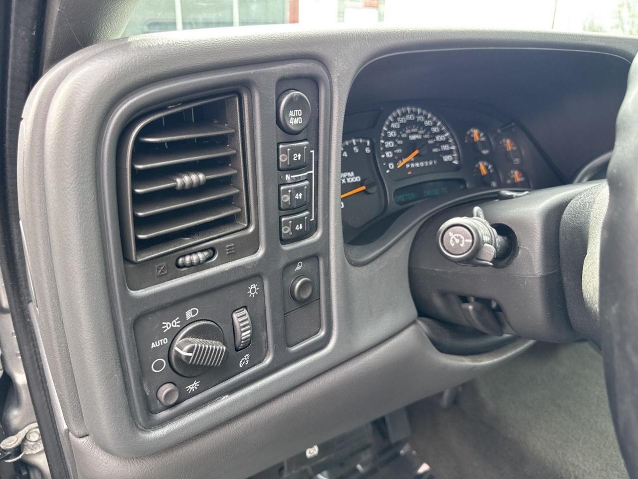 Chevrolet Silverado 1500 Ext Cab 143.5" WB 4WD LT1 2006