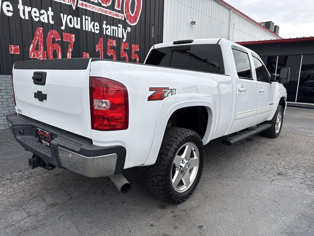 Chevrolet Silverado 2500HD 4WD Crew Cab 153.7" LTZ 2014