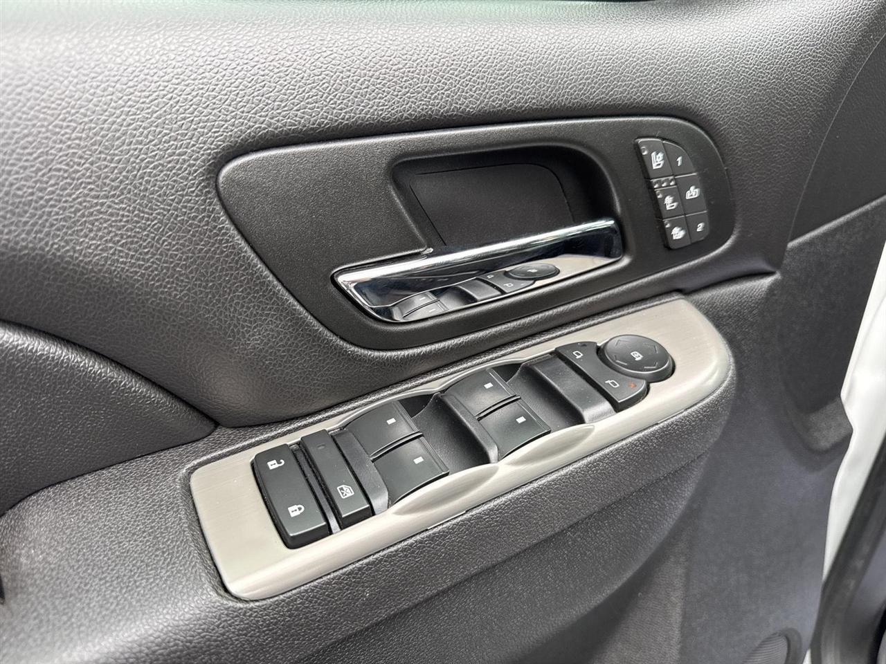 Chevrolet Silverado 2500HD 4WD Crew Cab 153.7" LTZ 2014