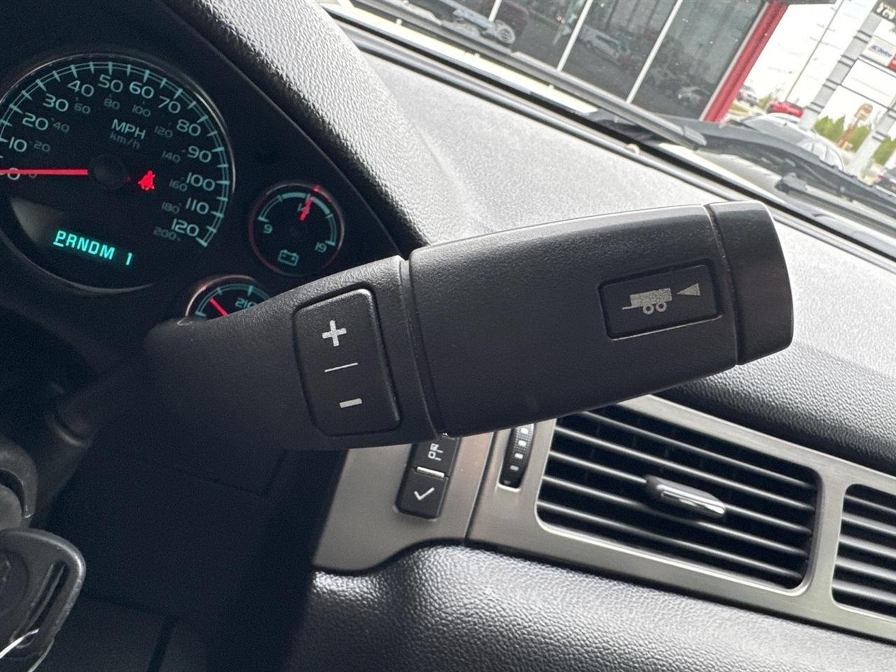 Chevrolet Silverado 2500HD 4WD Crew Cab 153.7" LTZ 2014