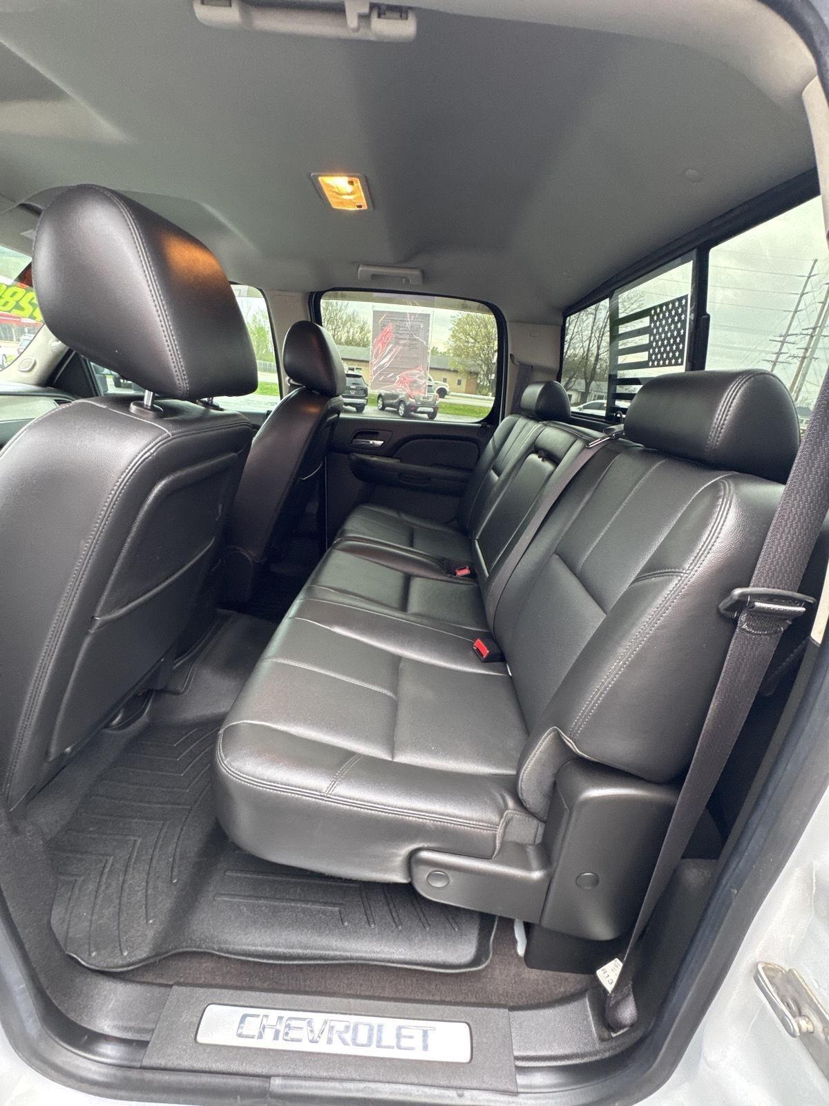 Chevrolet Silverado 2500HD 4WD Crew Cab 153.7" LTZ 2014