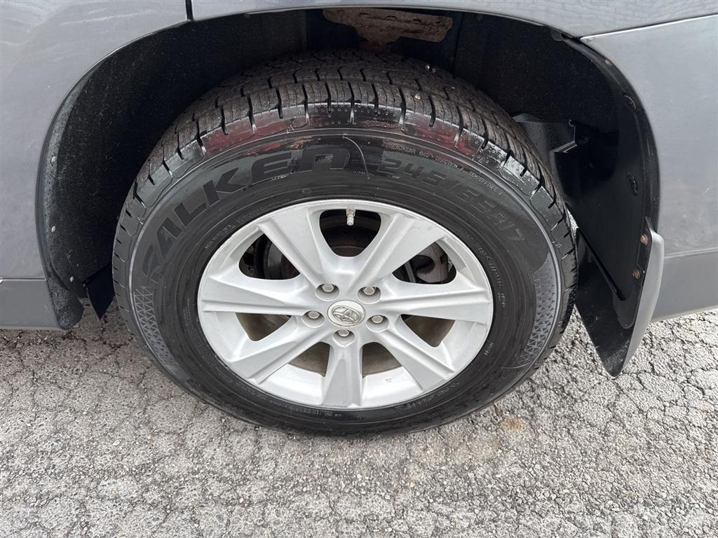 Toyota Highlander 4WD 4dr V6 (Natl) 2013