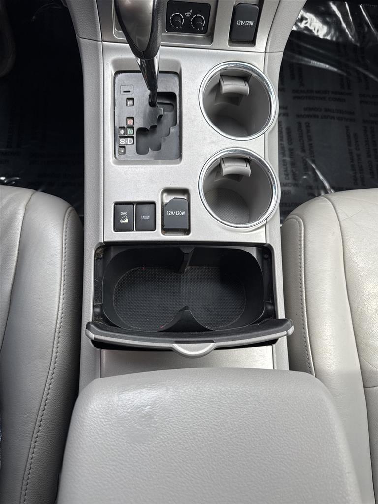 Toyota Highlander 4WD 4dr V6 (Natl) 2013