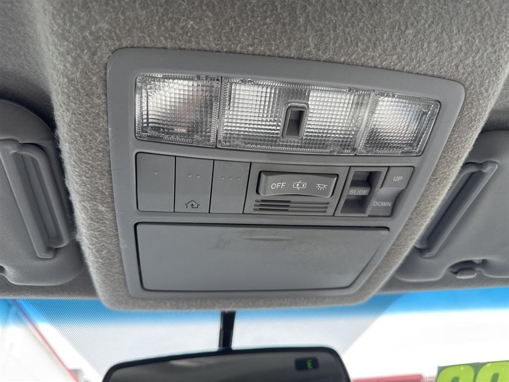 Toyota Highlander 4WD 4dr V6 (Natl) 2013