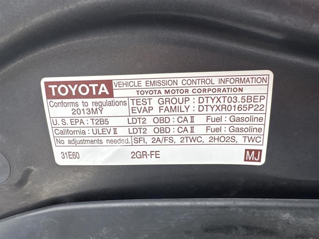 Toyota Highlander 4WD 4dr V6 (Natl) 2013