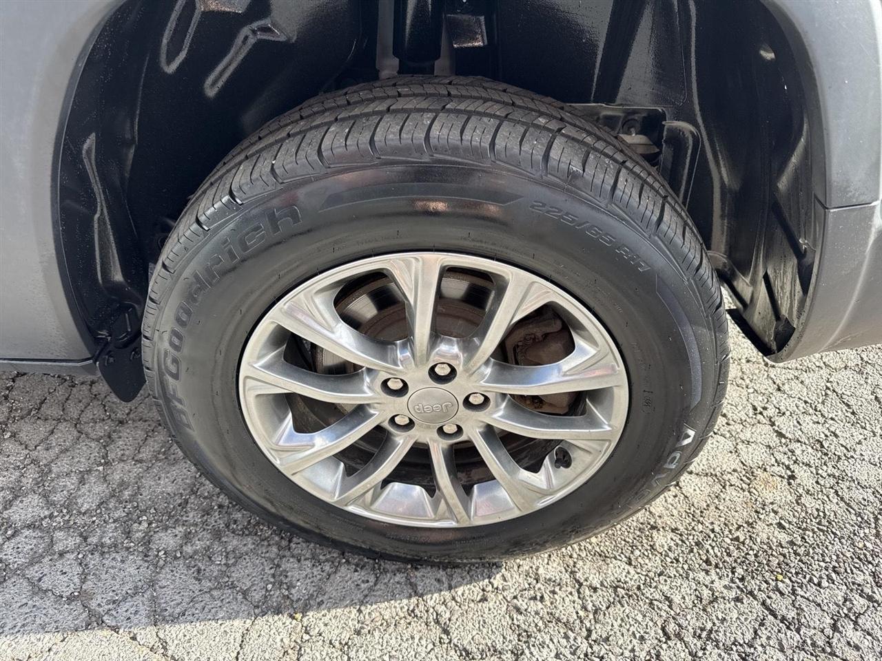 Jeep Cherokee Latitude Plus 4x4 2019