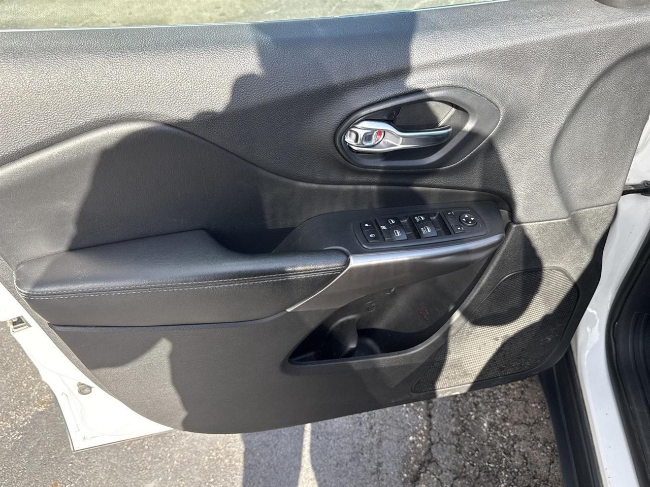 Jeep Cherokee Latitude Plus 4x4 2019