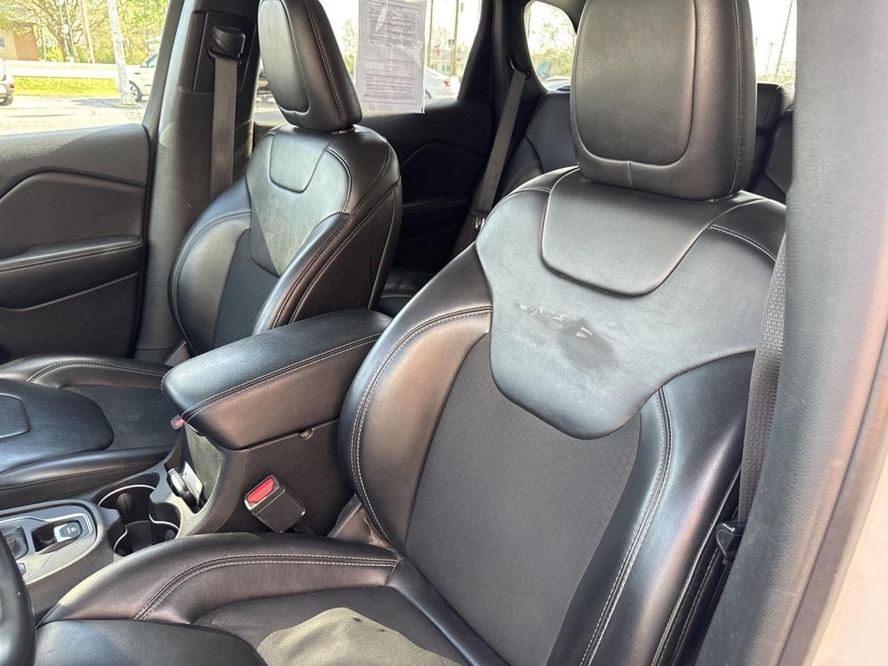 Jeep Cherokee Latitude Plus 4x4 2019