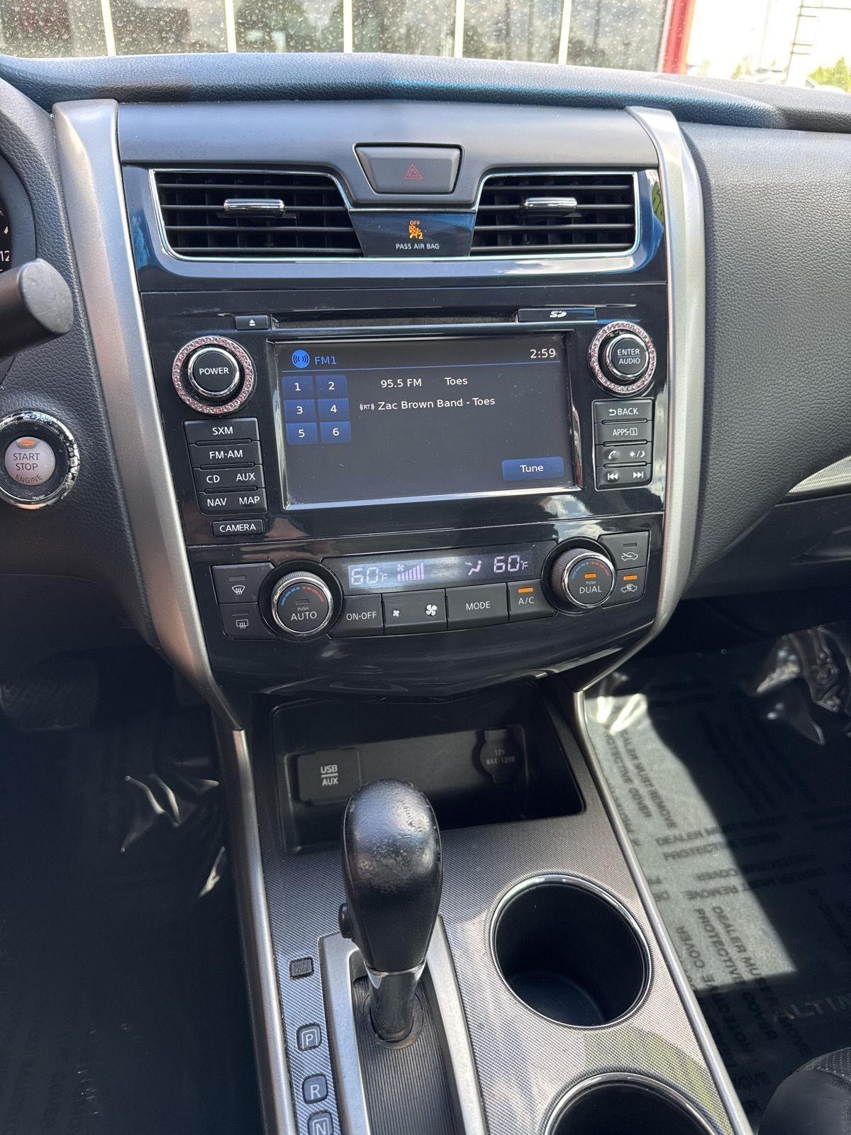 Nissan Altima 4dr Sdn I4 2.5 SL 2015