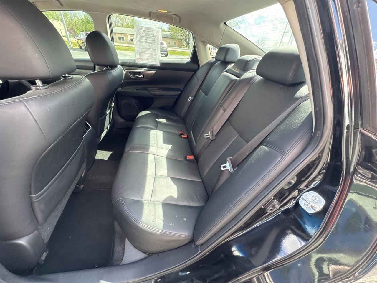 Nissan Altima 4dr Sdn I4 2.5 SL 2015