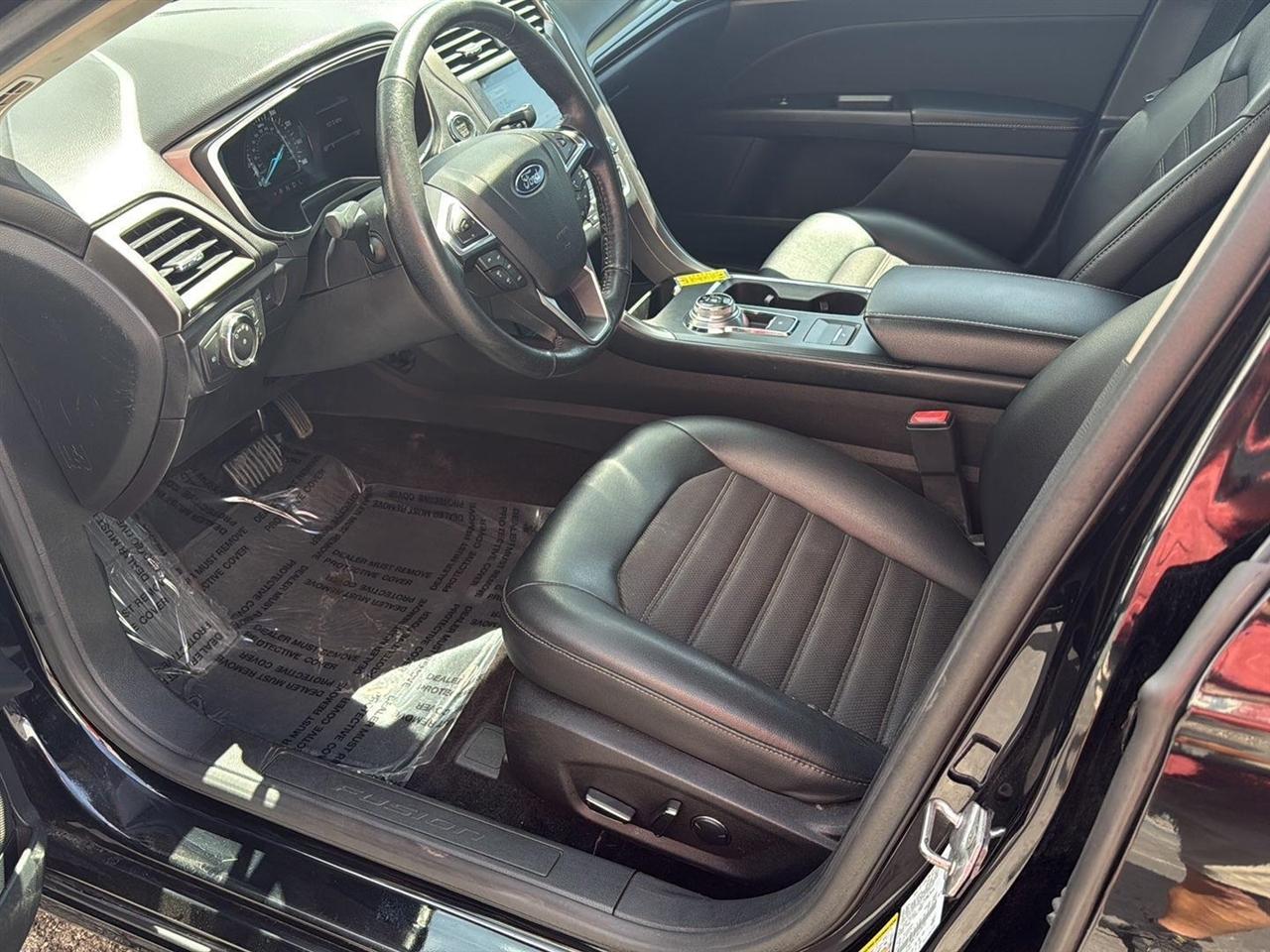 Ford Fusion SE FWD 2017