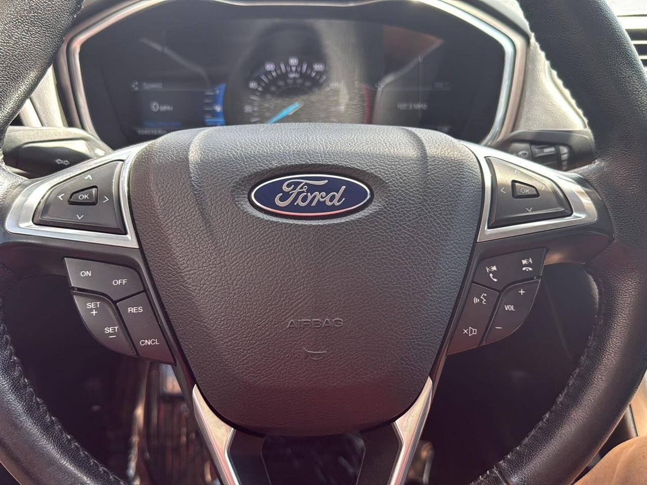 Ford Fusion SE FWD 2017