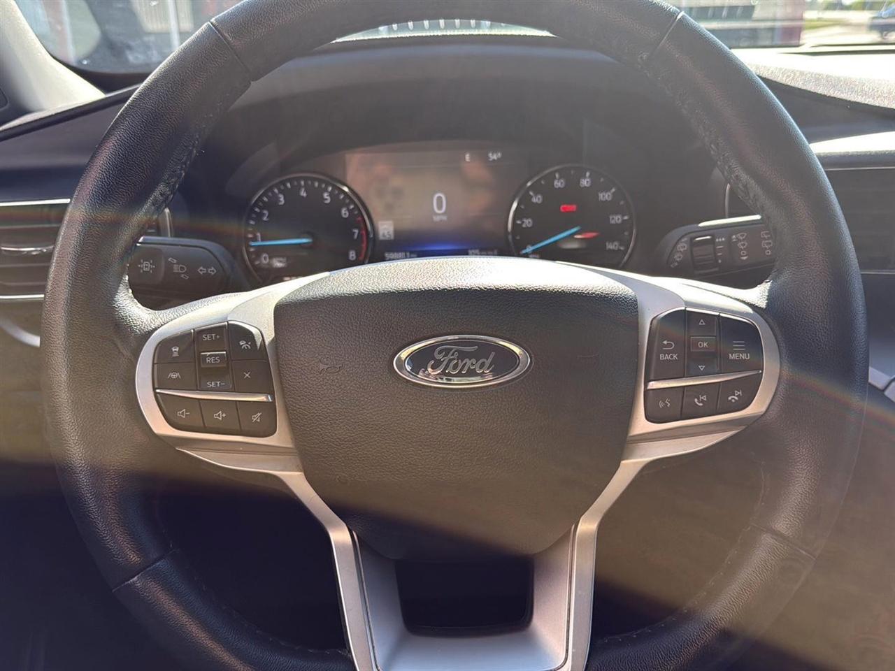 Ford Explorer XLT 4WD 2023